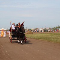встреча главных героев праздника - Петра и Февронию..jpg